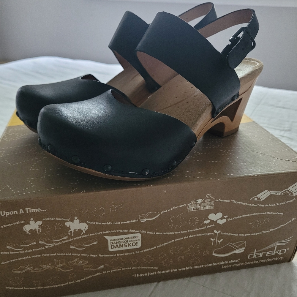 Dansko Thea Clog  size 37